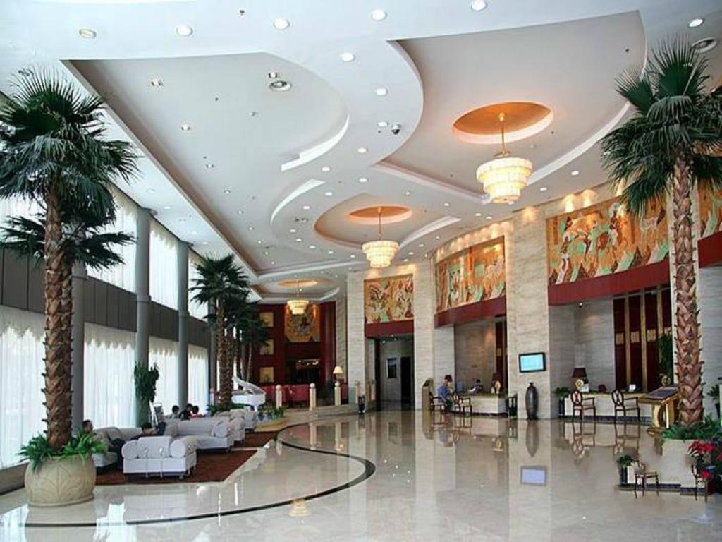 Grand Soluxe Hotel Дуньхуан Екстер'єр фото